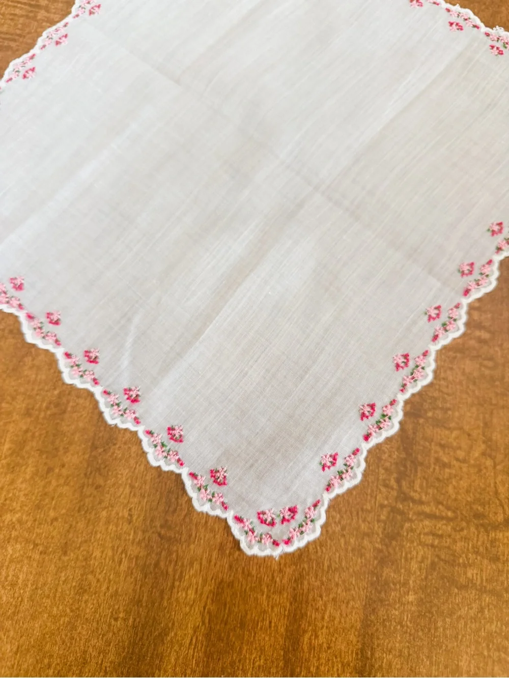 Embroidered Vintage White Floral Handkerchiefs - Set of 5